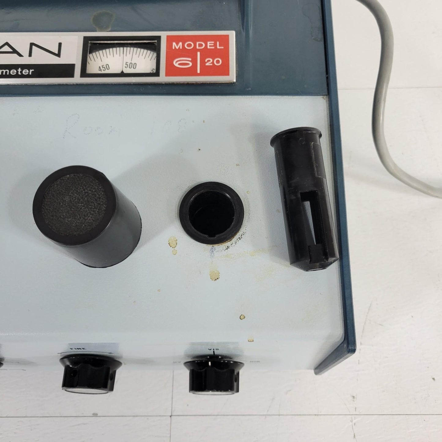 TESTED Coleman 6/20 Junior II Optical Spectrophotometer Colorimetry Cuvette