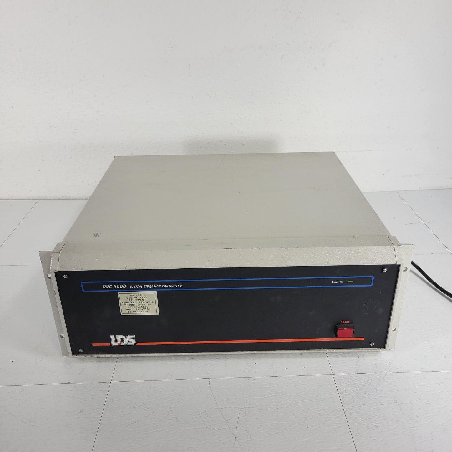 LDS DVC 4000 Digital vibration controller Waveform Generator