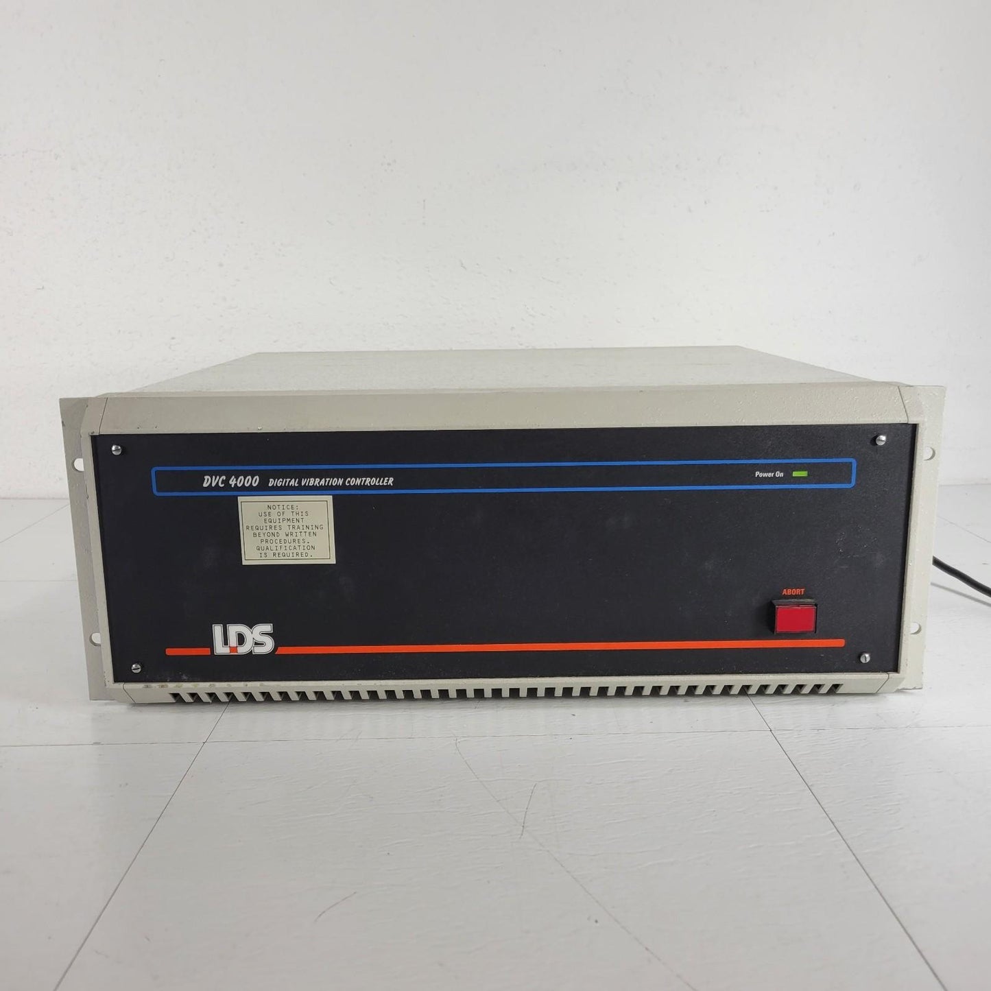 LDS DVC 4000 Digital vibration controller Waveform Generator
