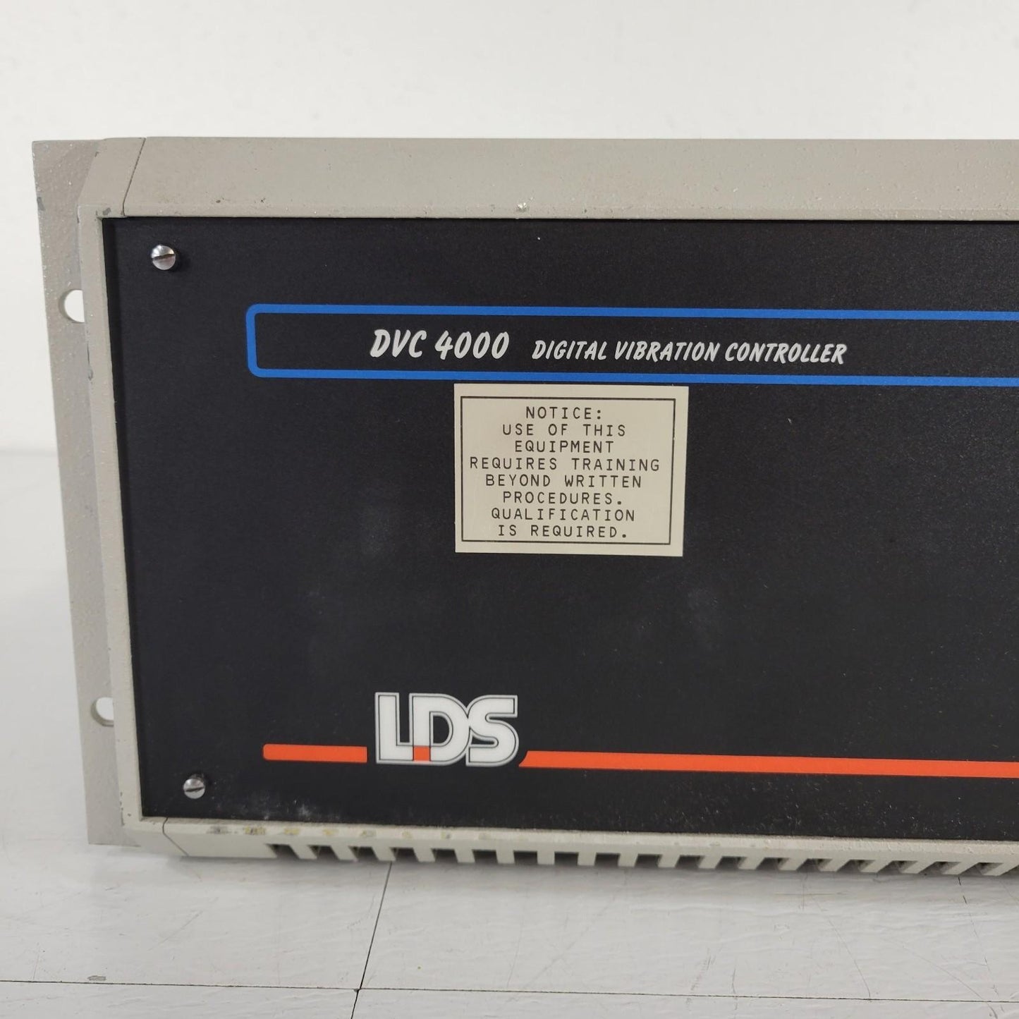 LDS DVC 4000 Digital vibration controller Waveform Generator