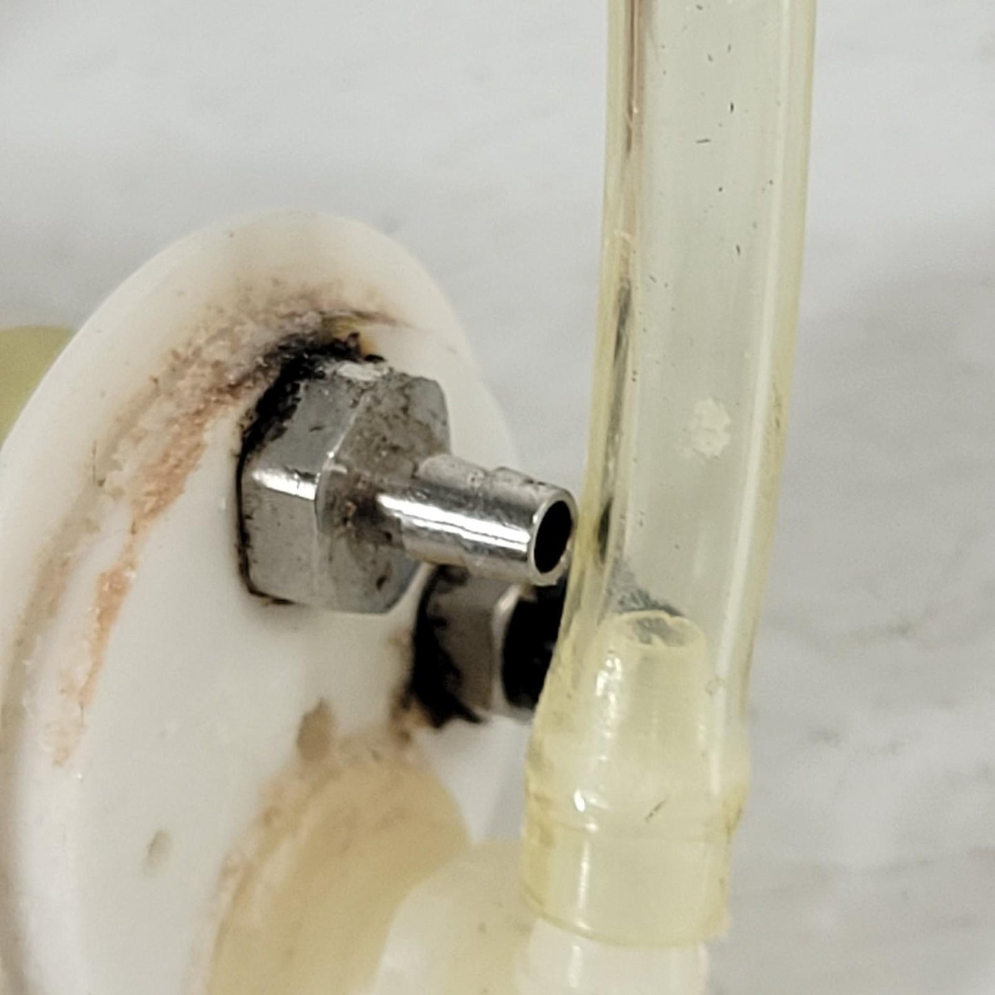 Beckman Coulter 721674 Flex Pickup Tube 38M & Elbow from DxH 1