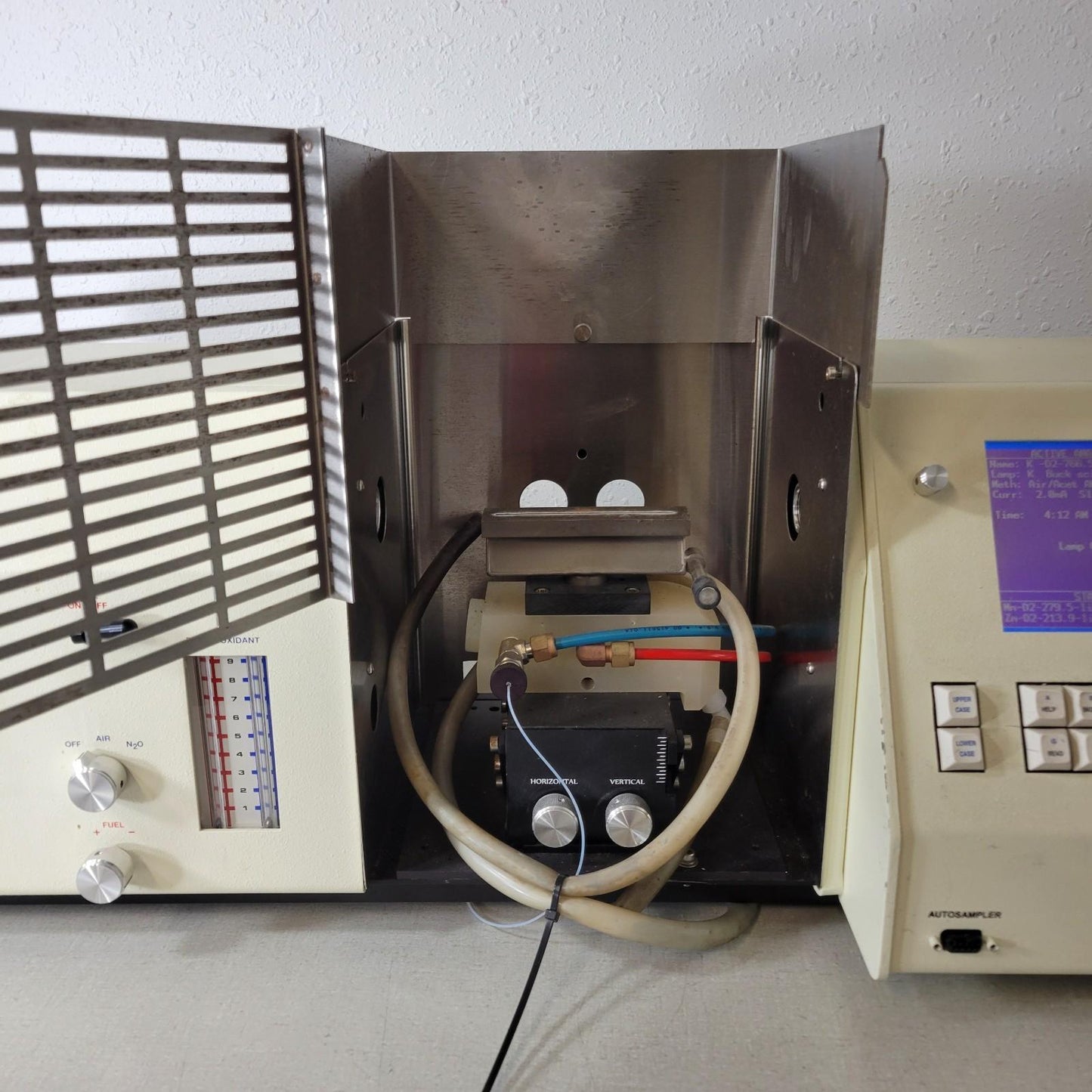 *Read Description* Buck Scientific 210-VGP Atomic Absorption Spectrophotometer