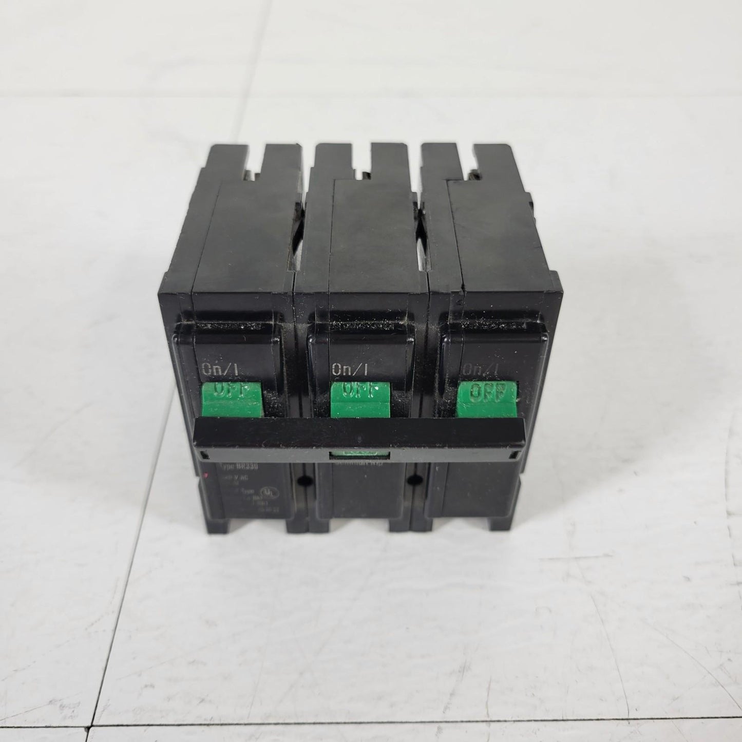 Westinghouse BR330 HACR Type Breaker 240 V AC Cu/Al 3 Pole J-861