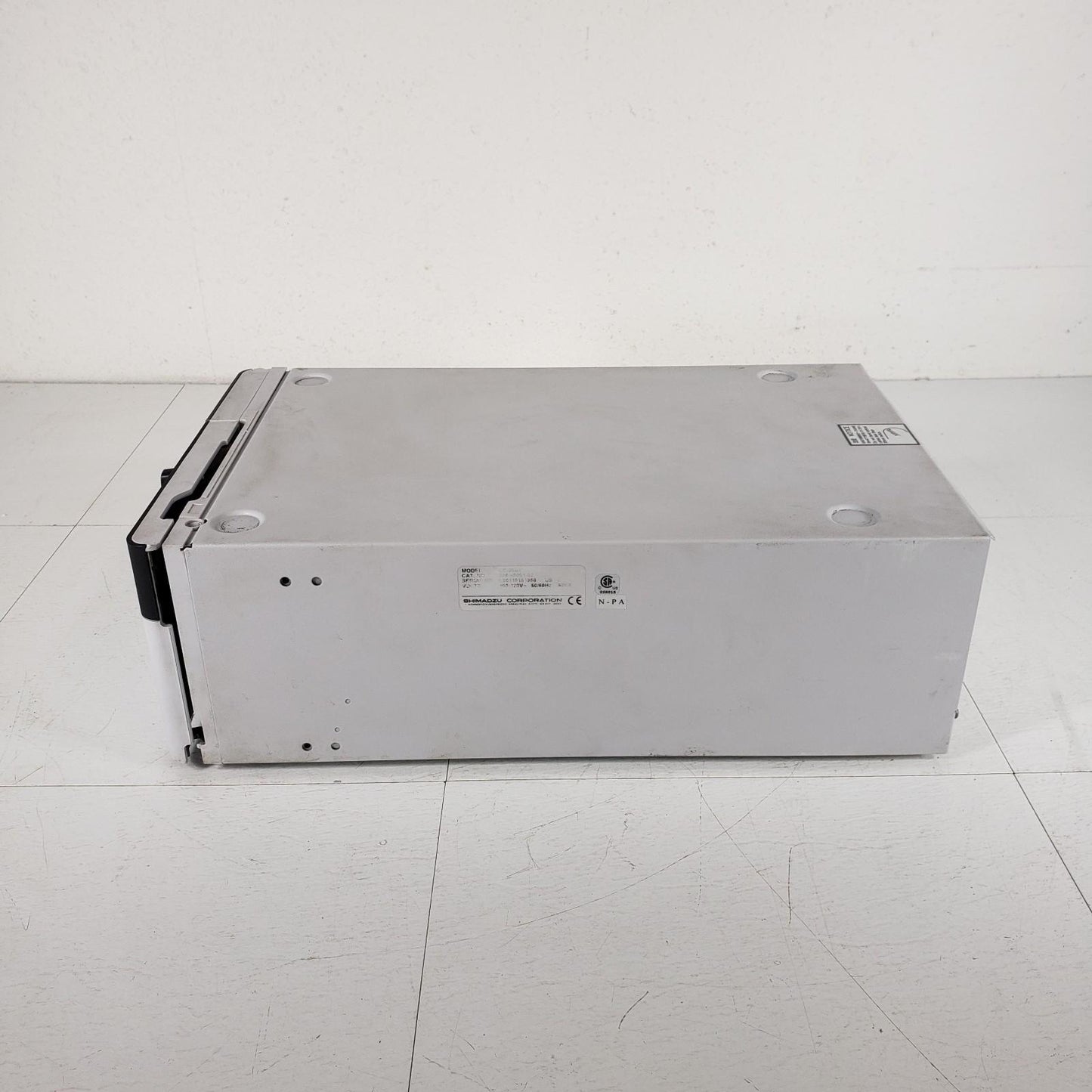 Shimadzu LC-20AT Prominence HPLC Liquid Chromatograph Pump 228-45001-32