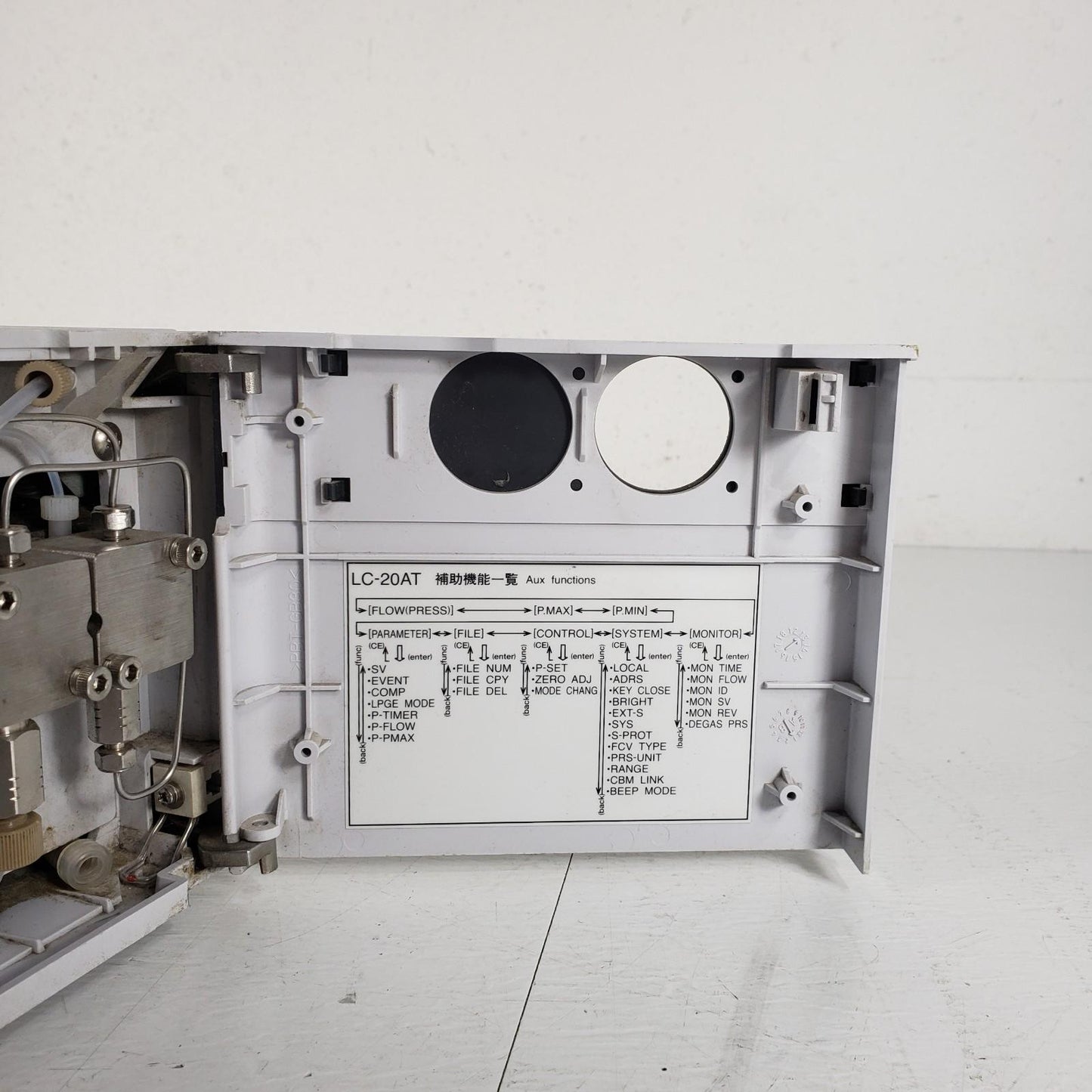 Shimadzu LC-20AT Prominence HPLC Liquid Chromatograph Pump 228-45001-32