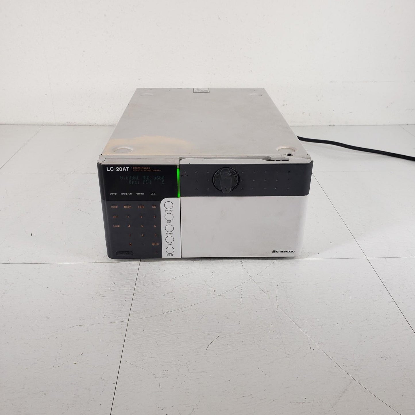 Shimadzu LC-20AT Prominence HPLC Liquid Chromatograph Pump 228-45001-32