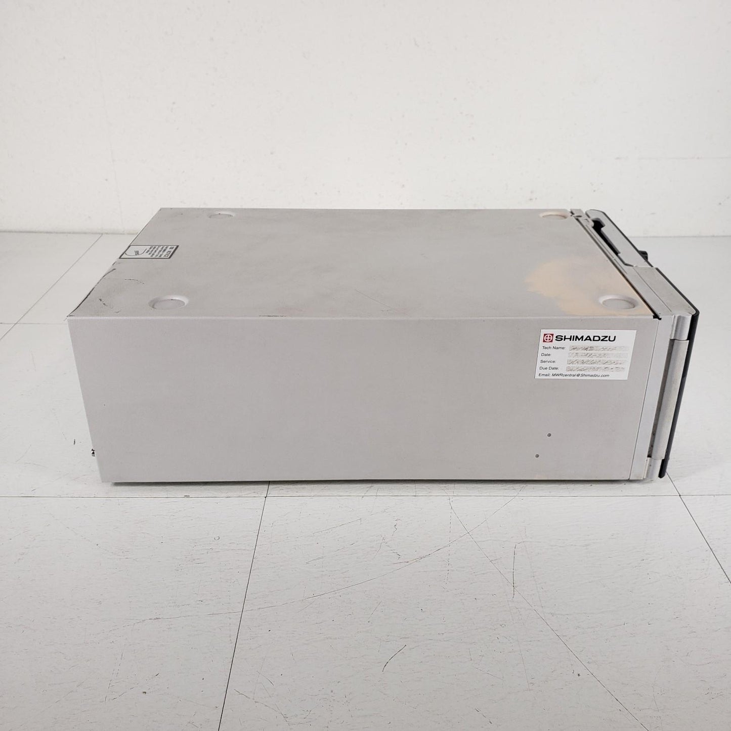 Shimadzu LC-20AT Prominence HPLC Liquid Chromatograph Pump 228-45001-32