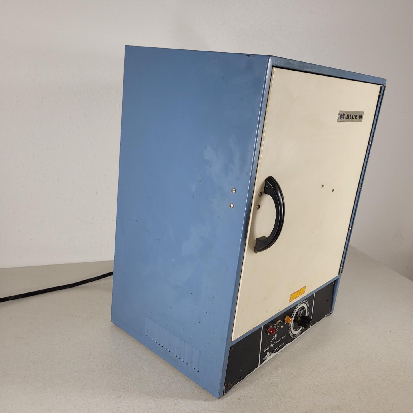 TESTED Blue M SW-17TA Single-Wall Transite Oven 40°C to 200°C Temp