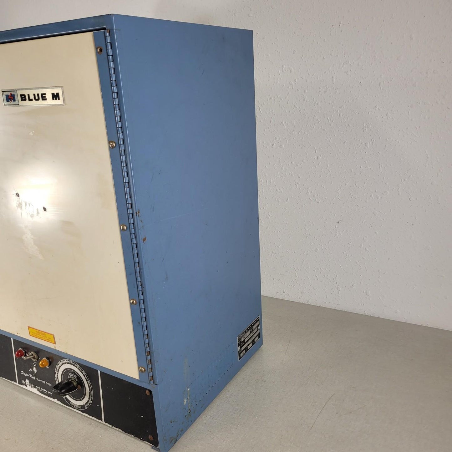 TESTED Blue M SW-17TA Single-Wall Transite Oven 40°C to 200°C Temp