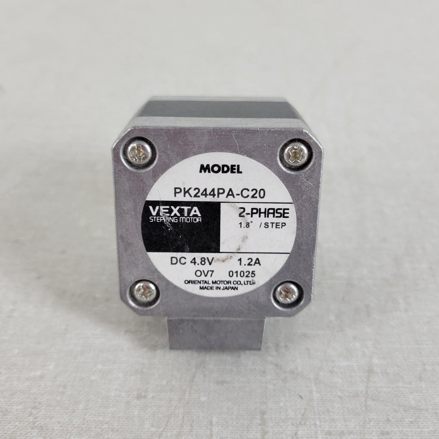 Oriental Motor Vexta Stepping Motor PK244PA-C20 1 Phase 1.8deg 4.8VDC 1.2A 6 Pin
