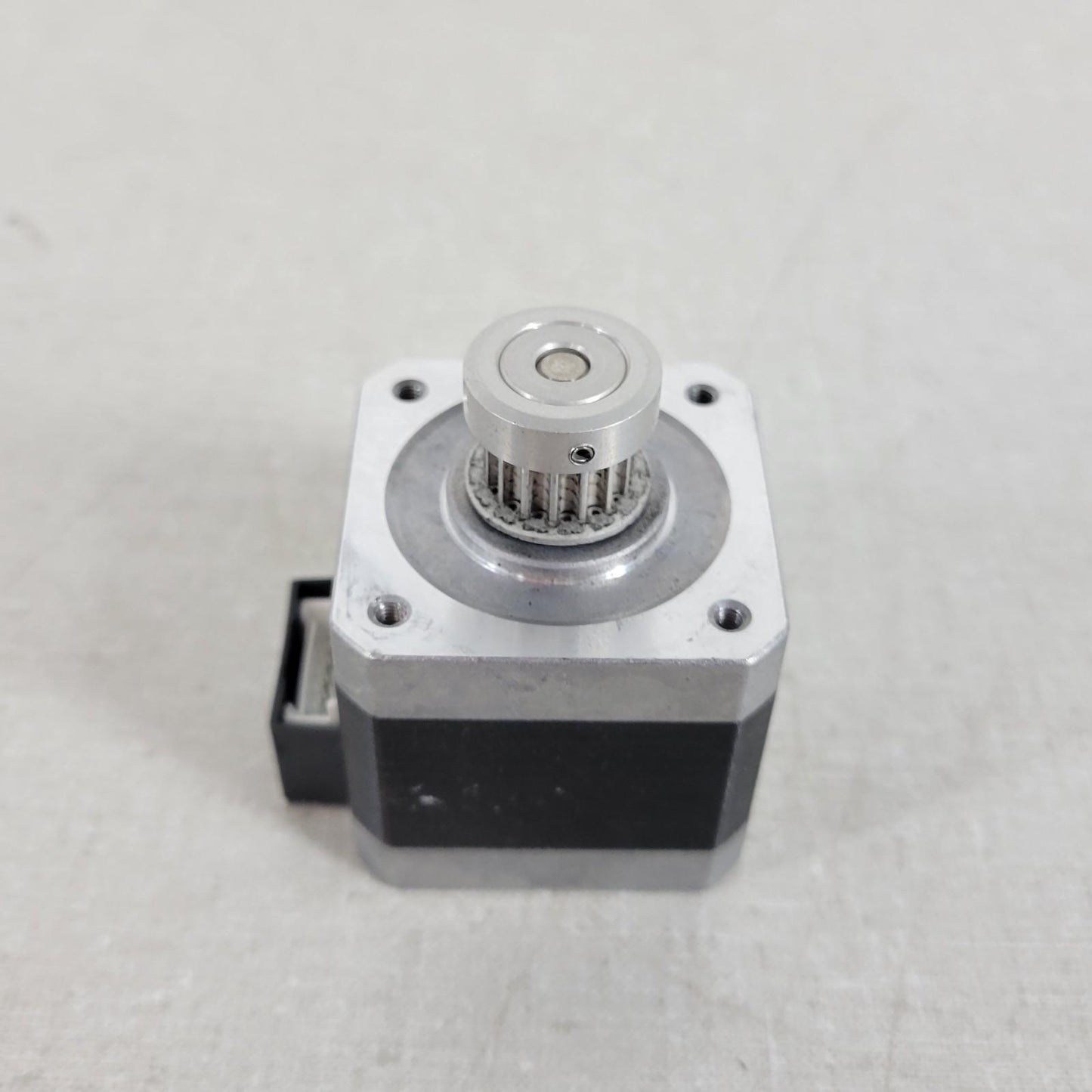 Oriental Motor Vexta Stepping Motor PK244PA-C20 1 Phase 1.8deg 4.8VDC 1.2A 6 Pin
