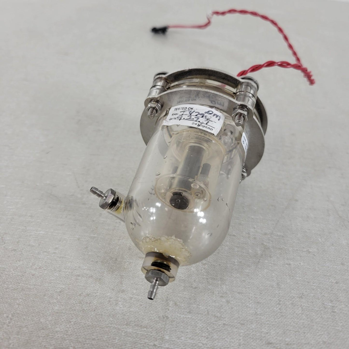 Lot of 2 USED Beckman Coulter Sample Analysis Bowls 629431 4 Pin Wire Connector