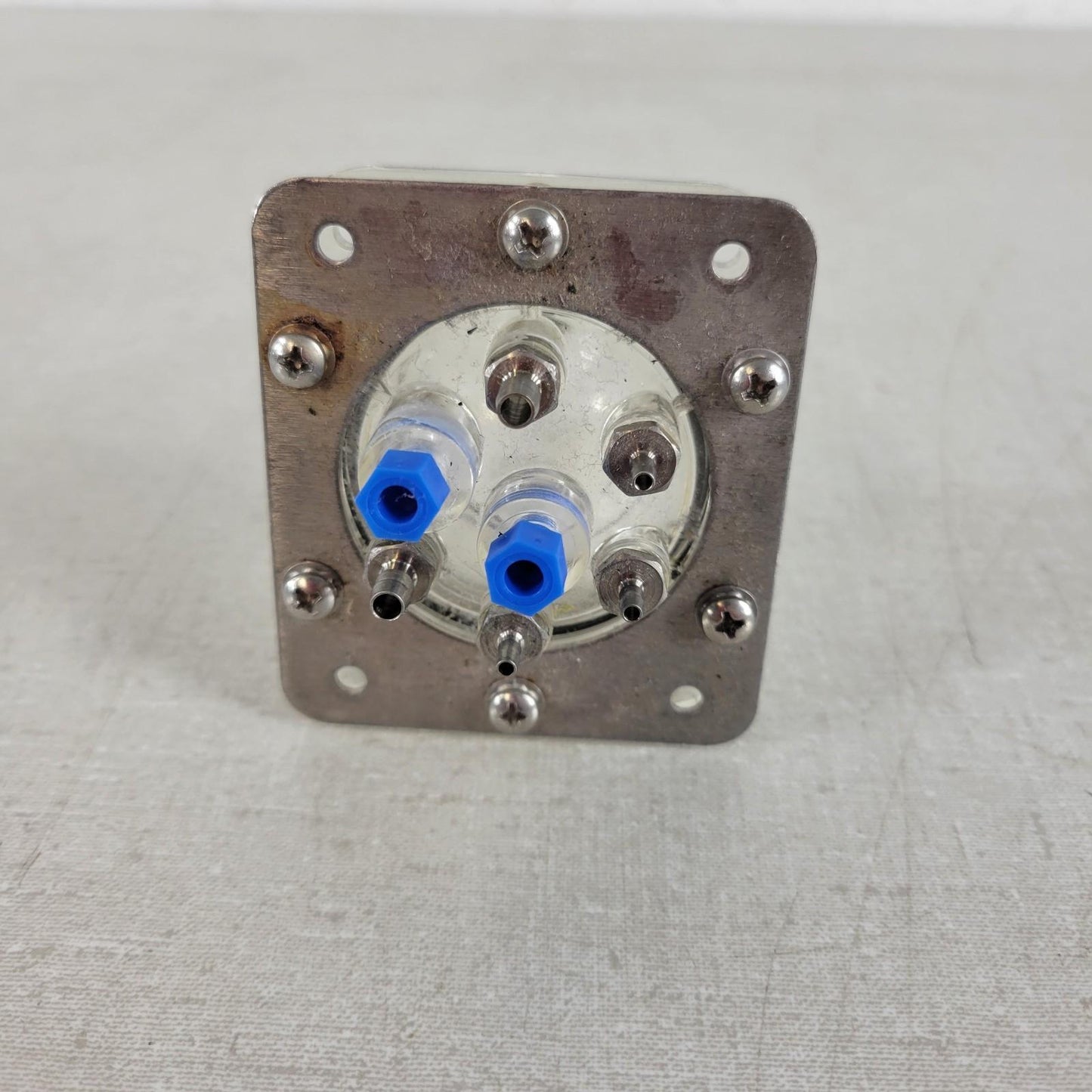 Beckman Coulter Pressure Chamber Bowl A37174 Used Clean Multi Port Hose Fittings