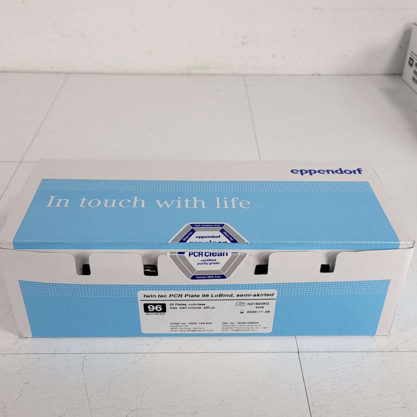 25 Pack Eppendorf 0030129504 Twin.tec PCR Plates 96 LoBind Semi-skirted