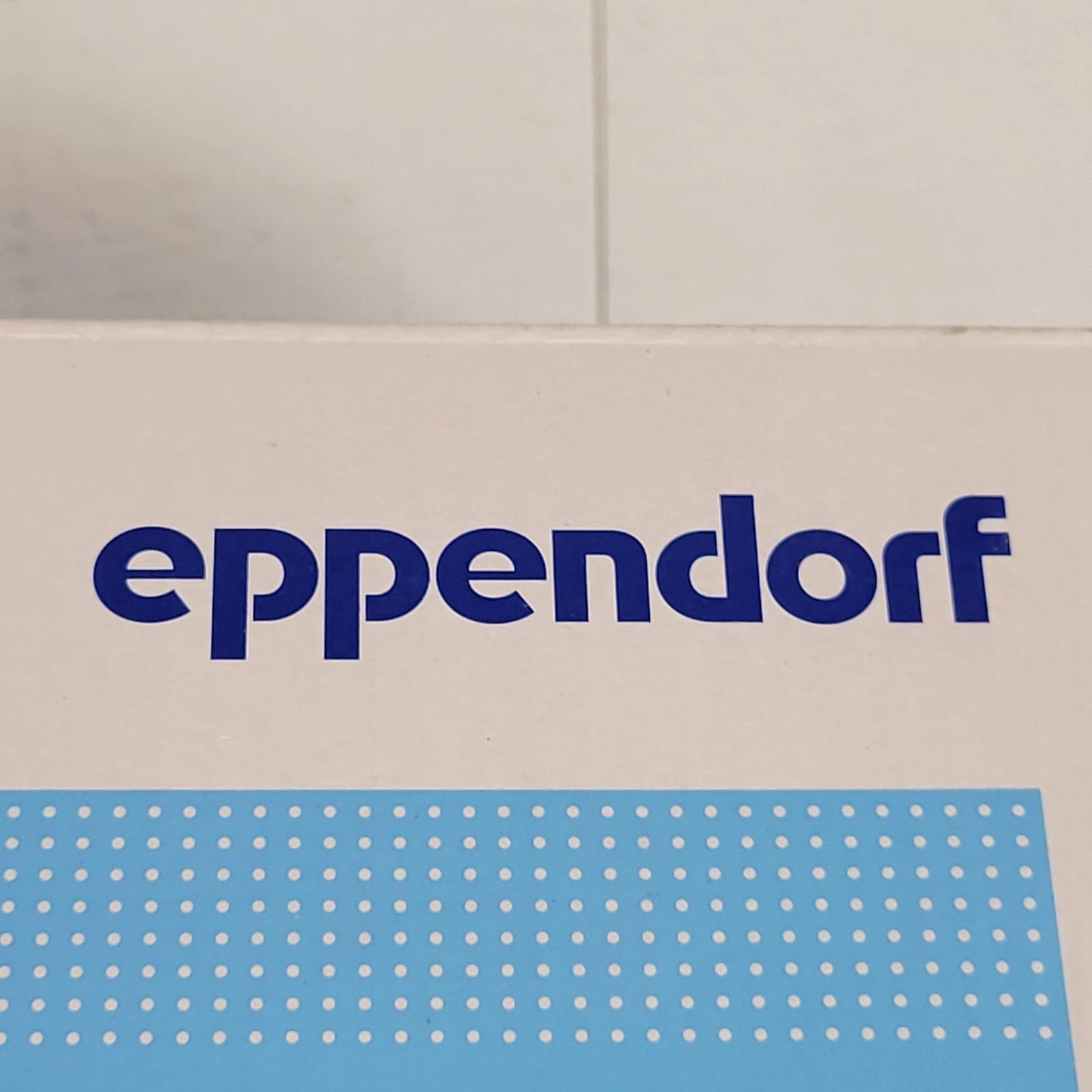 25 Pack Eppendorf 0030129504 Twin.tec PCR Plates 96 LoBind Semi-skirted