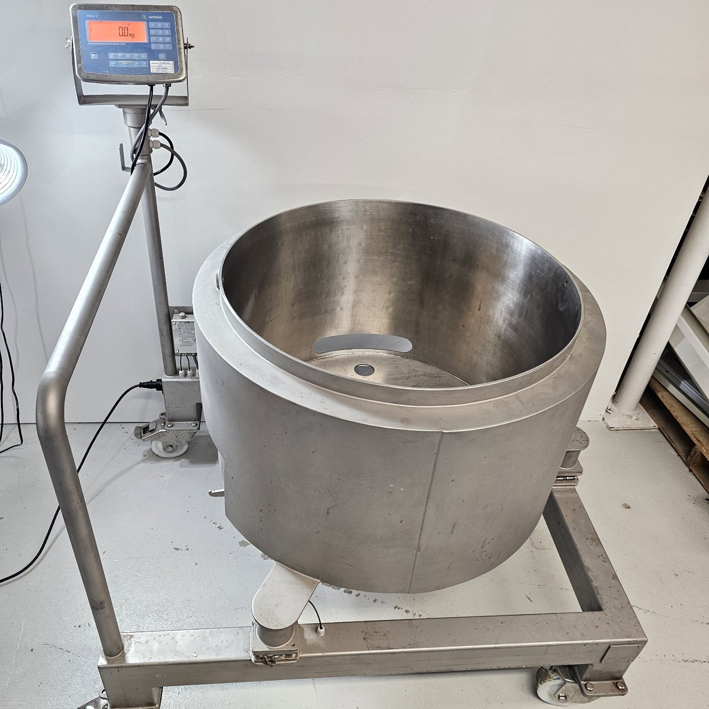 PALL Life Sciences 200L Jacketed Tank SS 304L Single Use Mixer LEV200JR420SLC