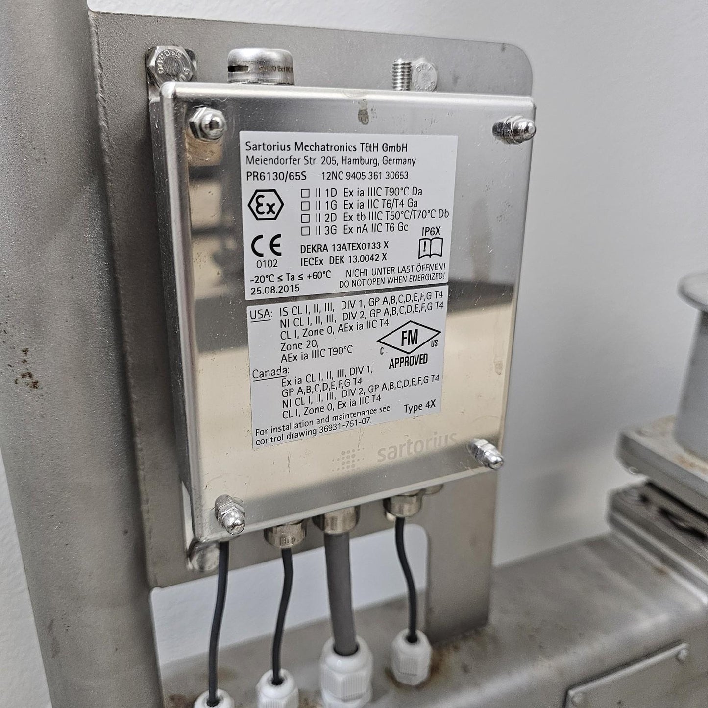 PALL Life Sciences 200L Jacketed Tank SS 304L Single Use Mixer LEV200JR420SLC