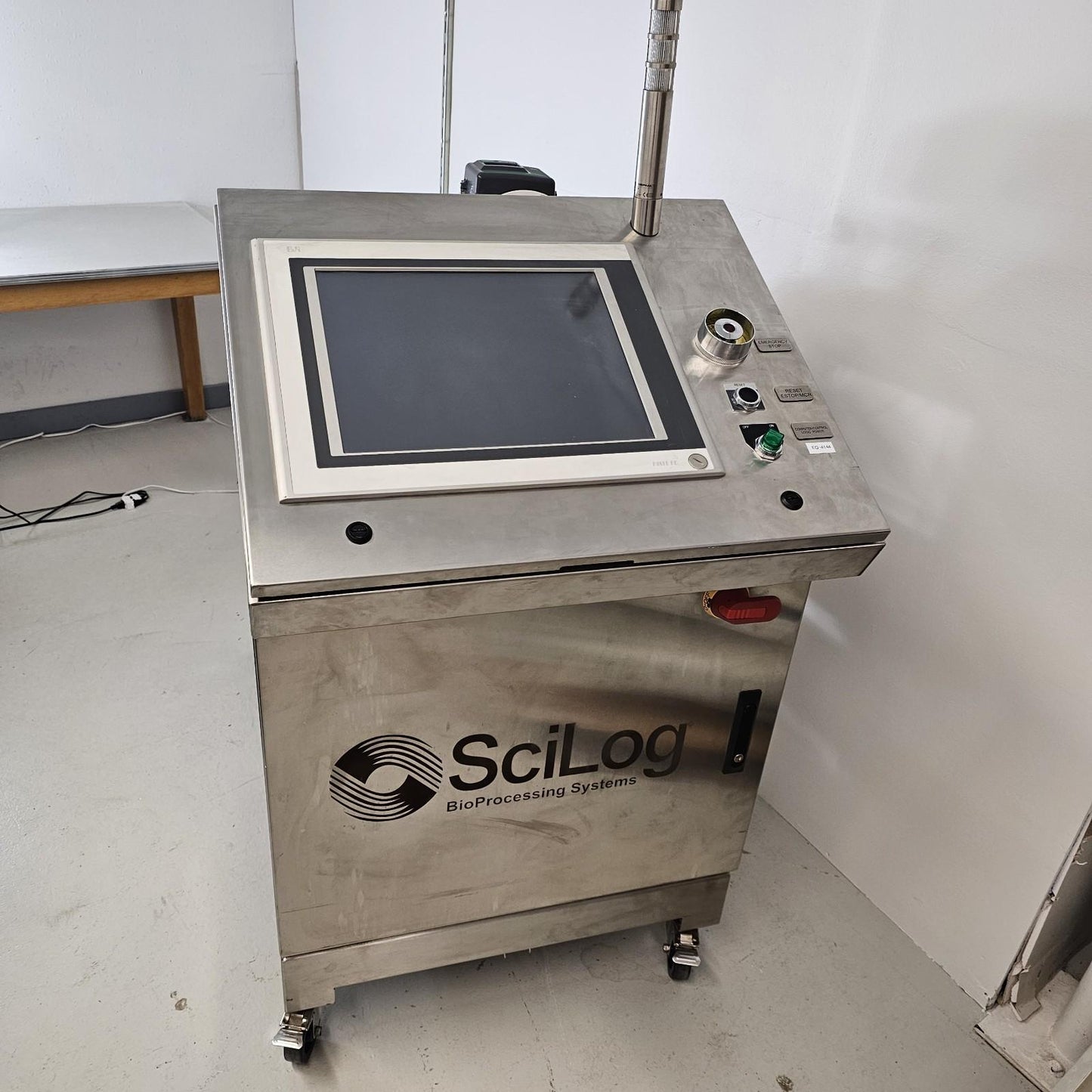 SciLog SciPure 200 Automated Single-Use TFF System NovaSep GMP QuattroFlow 2010