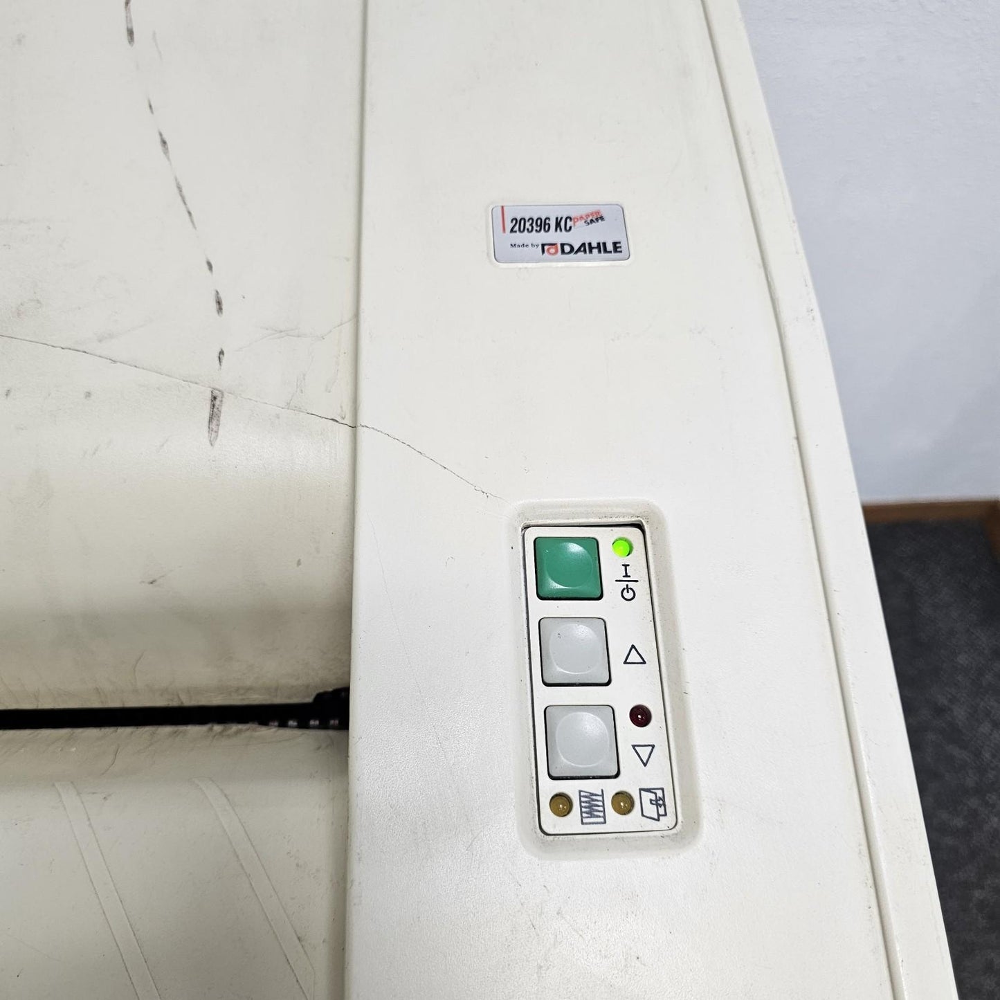 Dahle 20396 KC High Capacity Paper Shredder P4 Shredder Paper Safe Security