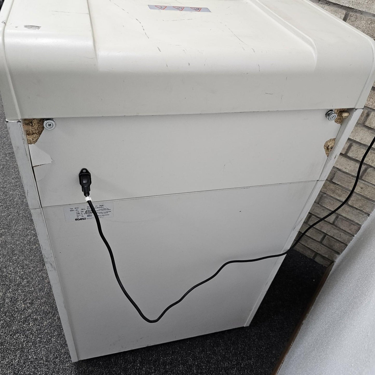 Dahle 20396 KC High Capacity Paper Shredder P4 Shredder Paper Safe Security