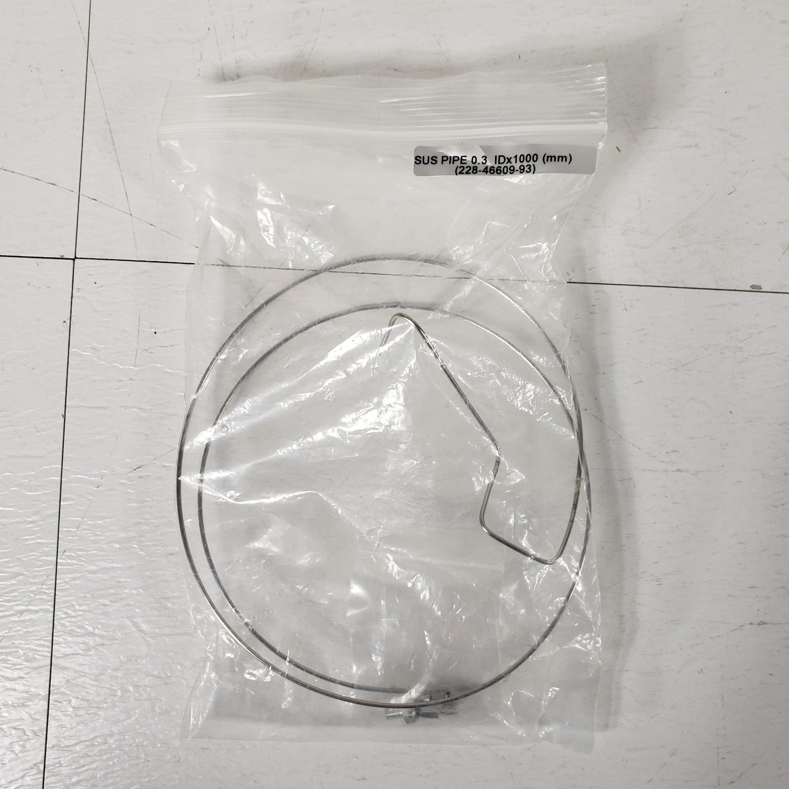 Shimadzu 228-46609-93 SUS Pipe Tube HPLC 0.3mm ID 1000mm Long w/ Fitti ...