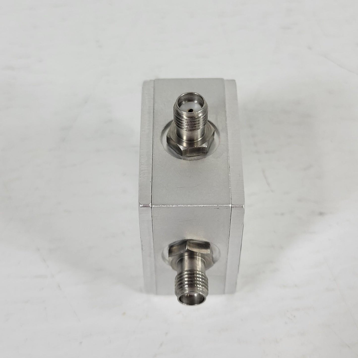 Mini Circuits ZFSC-2-2500-S+ Plus Power Splitter Device Two Way SMA 10-2500MHz