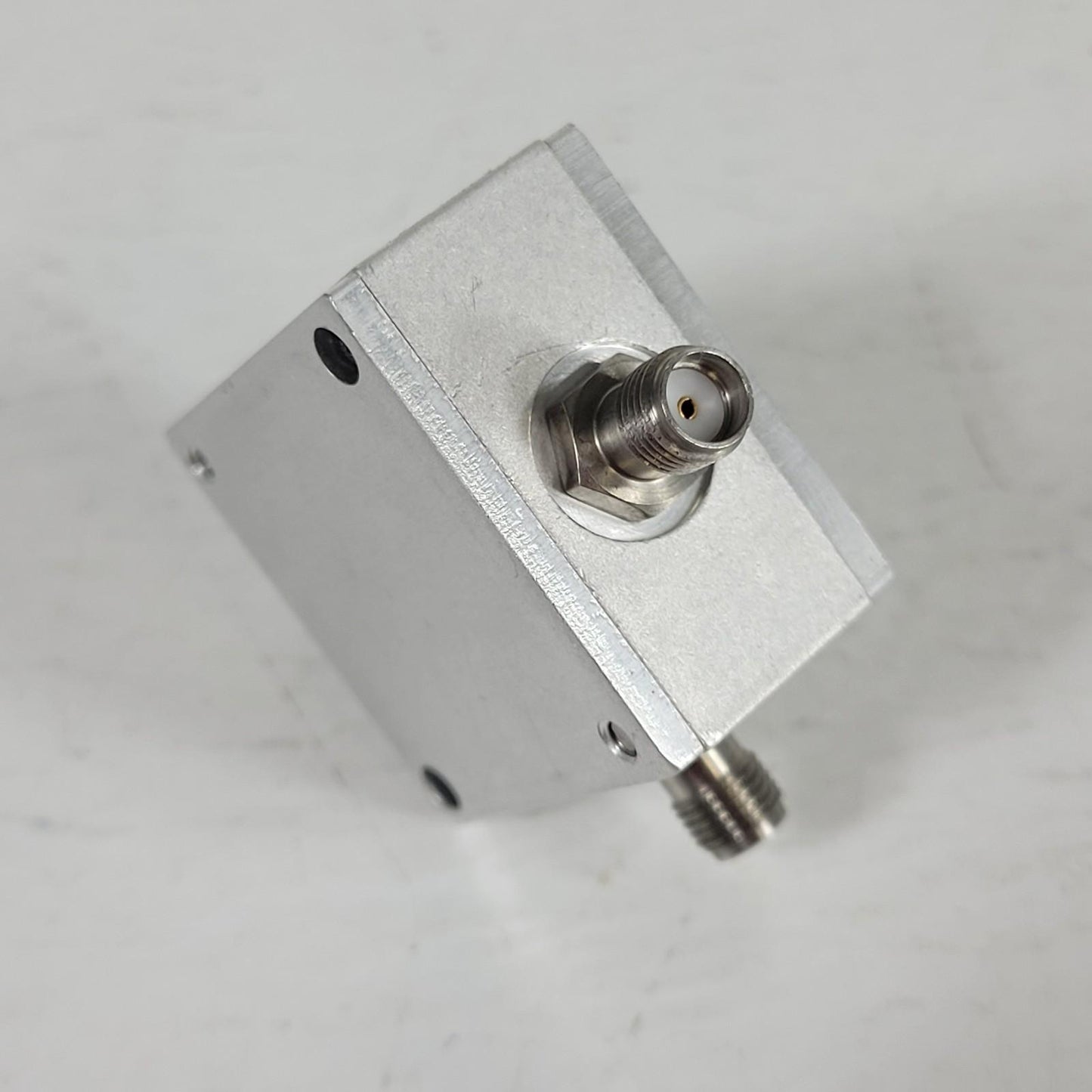 Mini Circuits ZFSC-2-2500-S+ Plus Power Splitter Device Two Way SMA 10-2500MHz