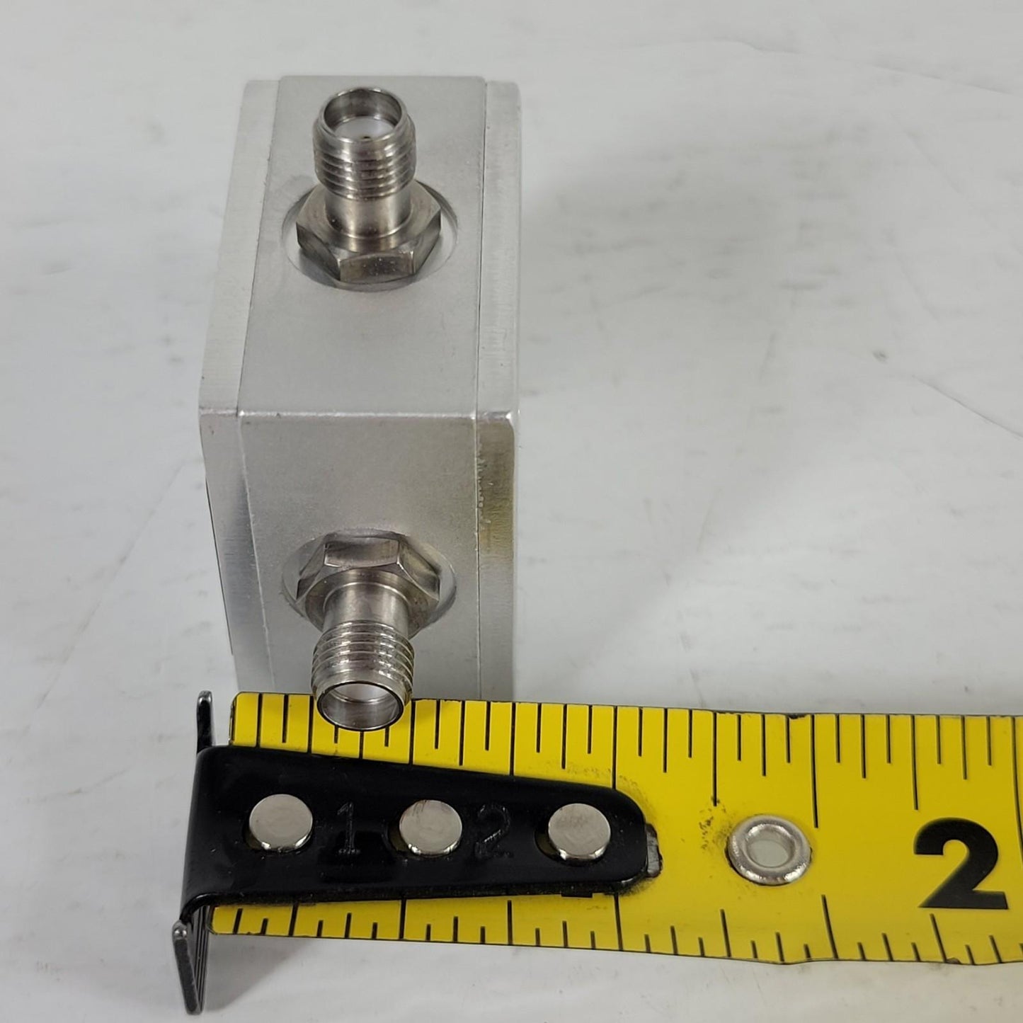 Mini Circuits ZFSC-2-2500-S+ Plus Power Splitter Device Two Way SMA 10-2500MHz