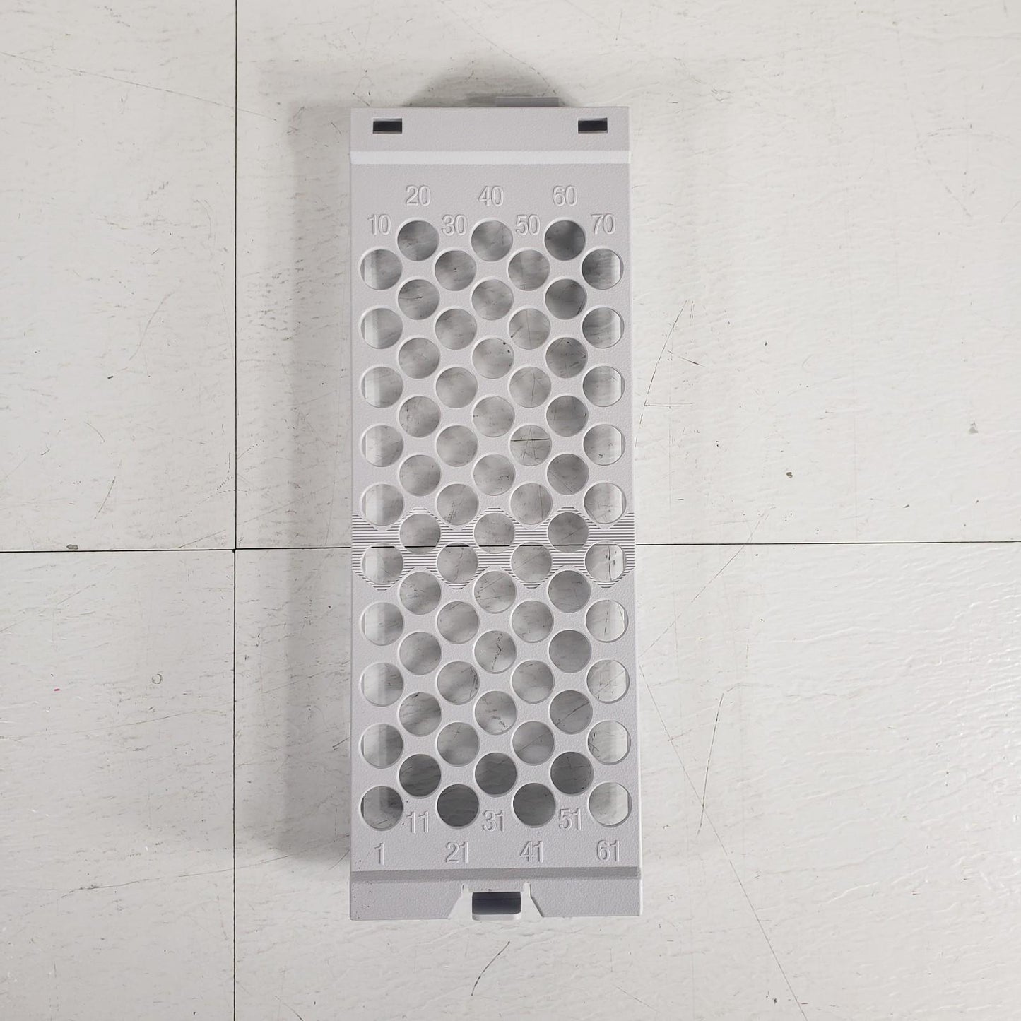 Shimadzu 228-44619-00 Cooling Rack Cover For SIL-20AC 70x1.5mL Vials