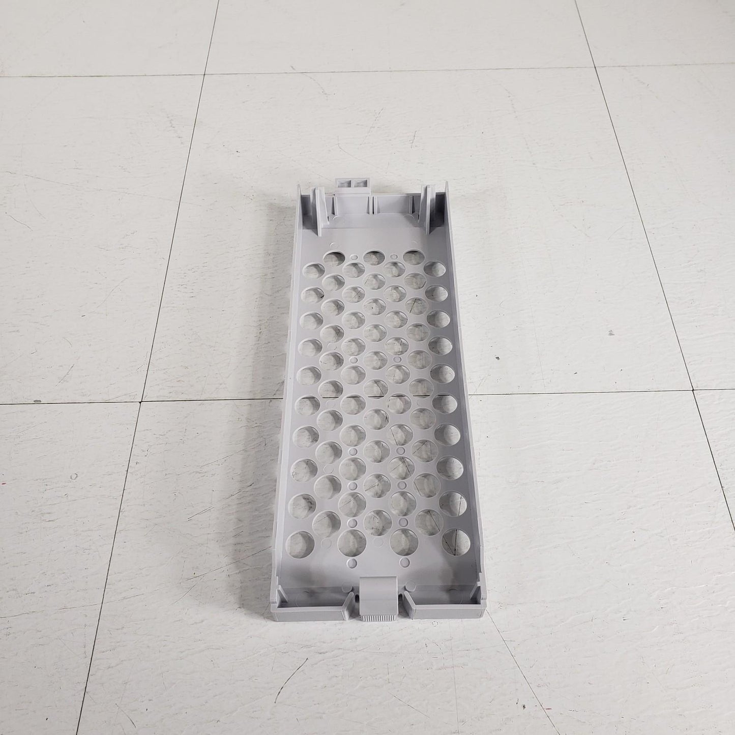 Shimadzu 228-44619-00 Cooling Rack Cover For SIL-20AC 70x1.5mL Vials