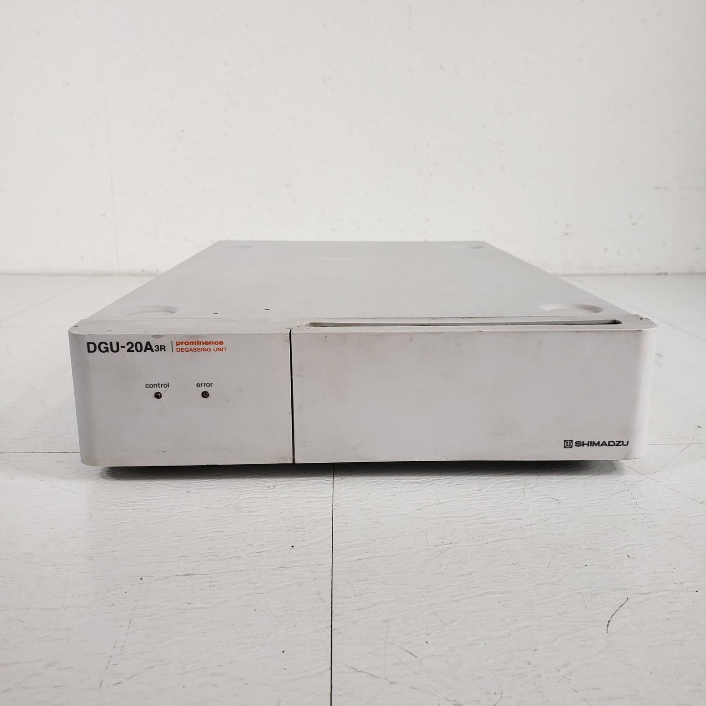 Shimadzu 228-45018-43 DGU-20A3R 3 Channel Prominence HPLC Degassing Unit