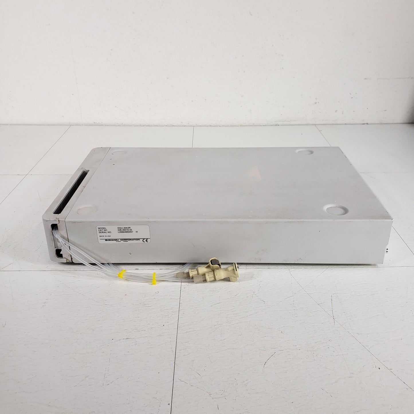 Shimadzu 228-45018-43 DGU-20A3R 3 Channel Prominence HPLC Degassing Unit