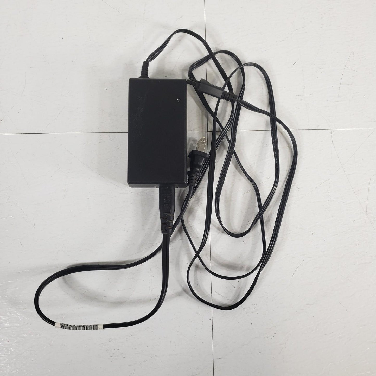 HP Hewlett Packard 0957-2304 AC Power Adapter 8 Ft 32V/12V