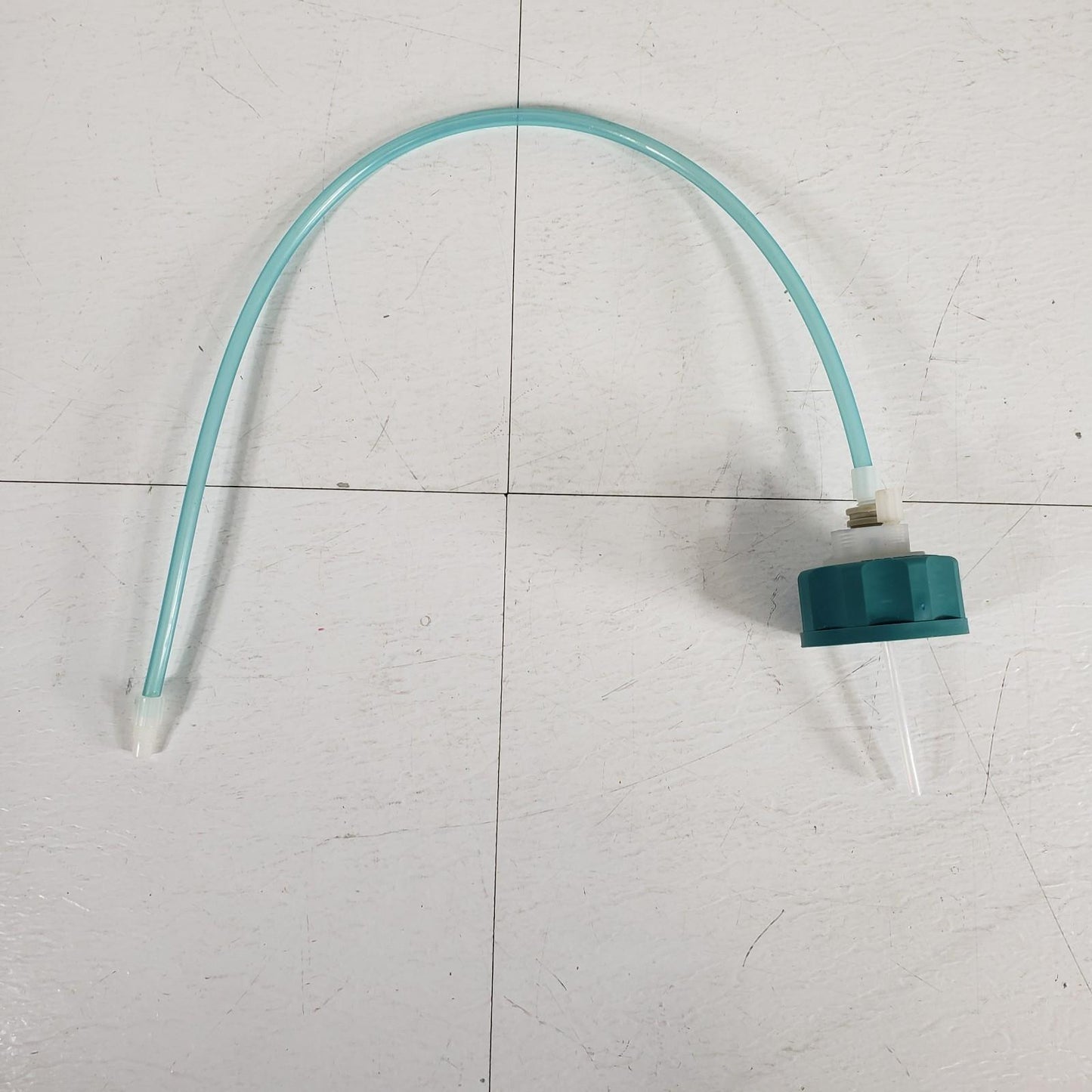 Metrohm 852 Titrando and 803 Ti Stand with Assorted Glassware, Tubing, and Rods