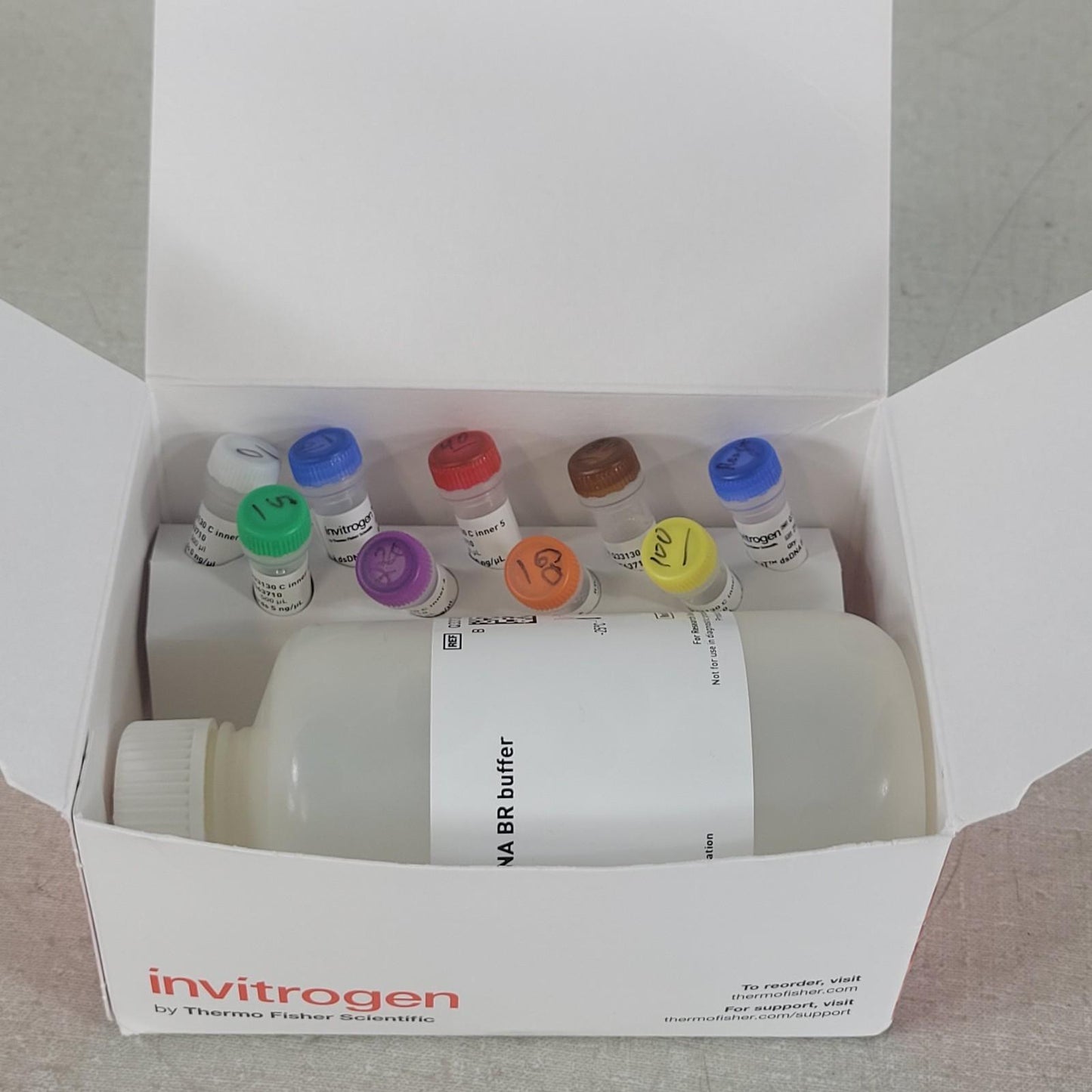 Thermo Invitrogen Q33130 Quant-iT dsDNA Assay Kit Broad Range Quantification