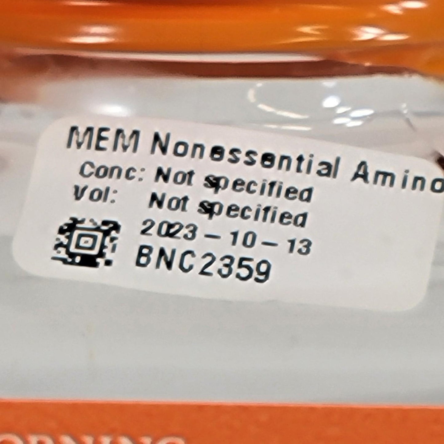 Corning 25-025-CI MEM Nonessential Amino Acids 100X Solution 100 ml Sterile