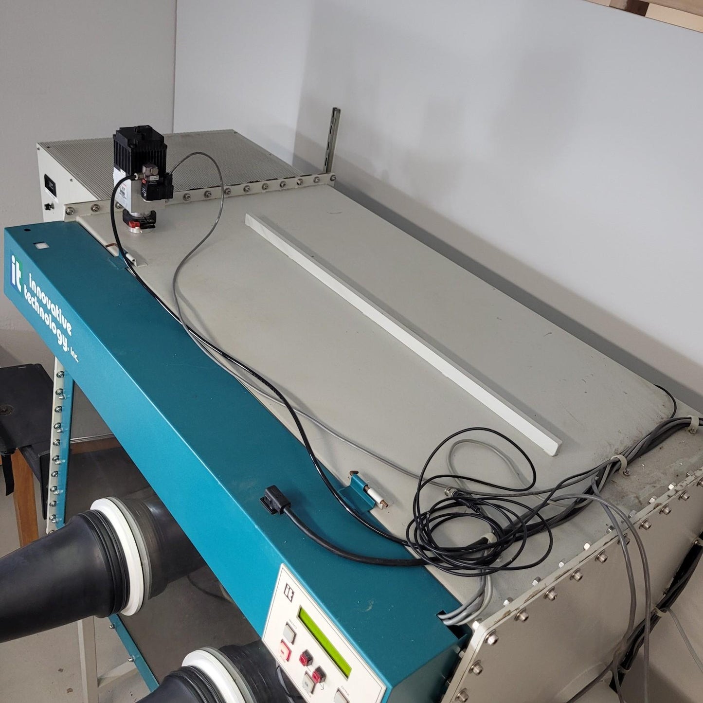 Innovative Technology IT S1-Single Lab Inert Gas Air-Free Glovebox Workstation
