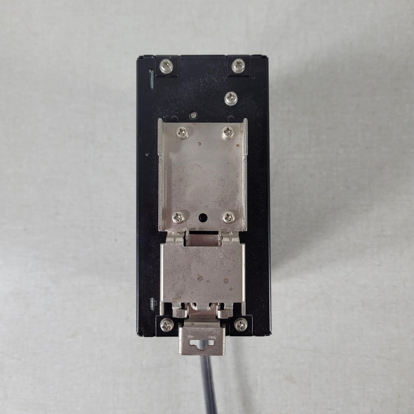 TESTED OMRON S8VK-G24024 Power Supply Output: DC24V 10A Input: AC100-240V
