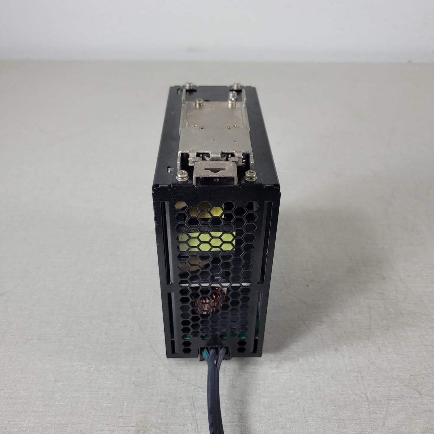 TESTED OMRON S8VK-G24024 Power Supply Output: DC24V 10A Input: AC100-240V