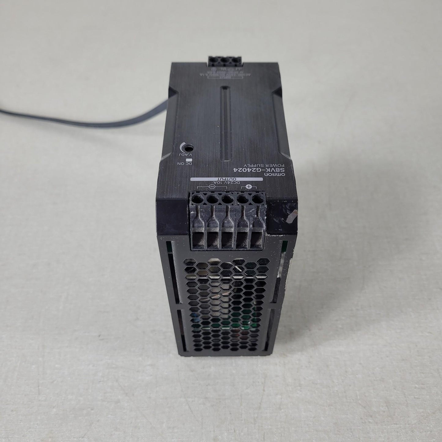 TESTED OMRON S8VK-G24024 Power Supply Output: DC24V 10A Input: AC100-240V