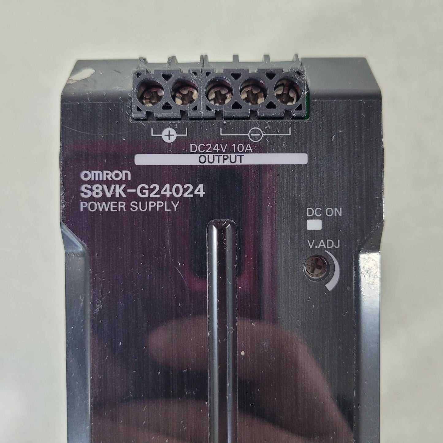 TESTED OMRON S8VK-G24024 Power Supply Output: DC24V 10A Input: AC100-240V