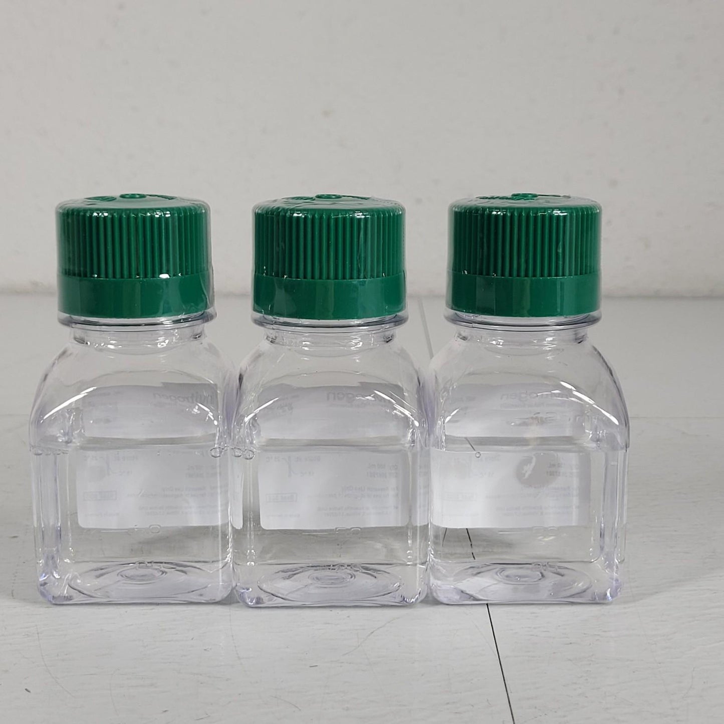 Lot of 3 Thermo Invitrogen AM9530G 1M MgCl2 Buffer Kit 0.2µm Filtered 100mL Each