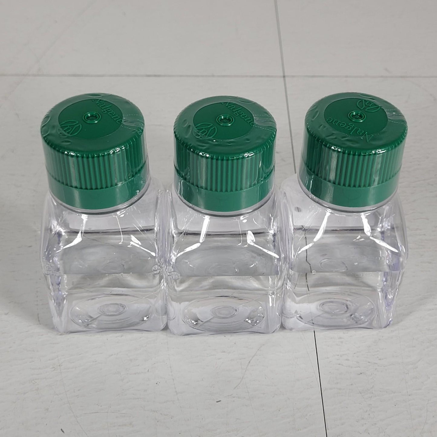 Lot of 3 Thermo Invitrogen AM9530G 1M MgCl2 Buffer Kit 0.2µm Filtered 100mL Each