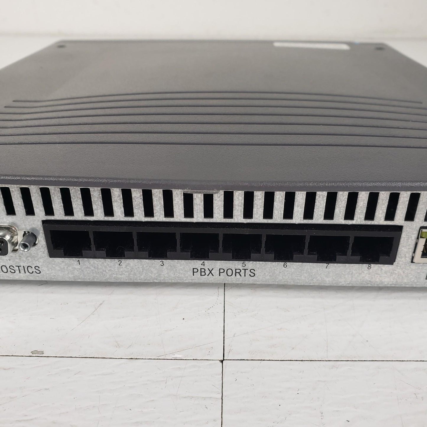Dialogic PIMG80LS Analog FXO 8-Line Media Gateway DMG1008LSW