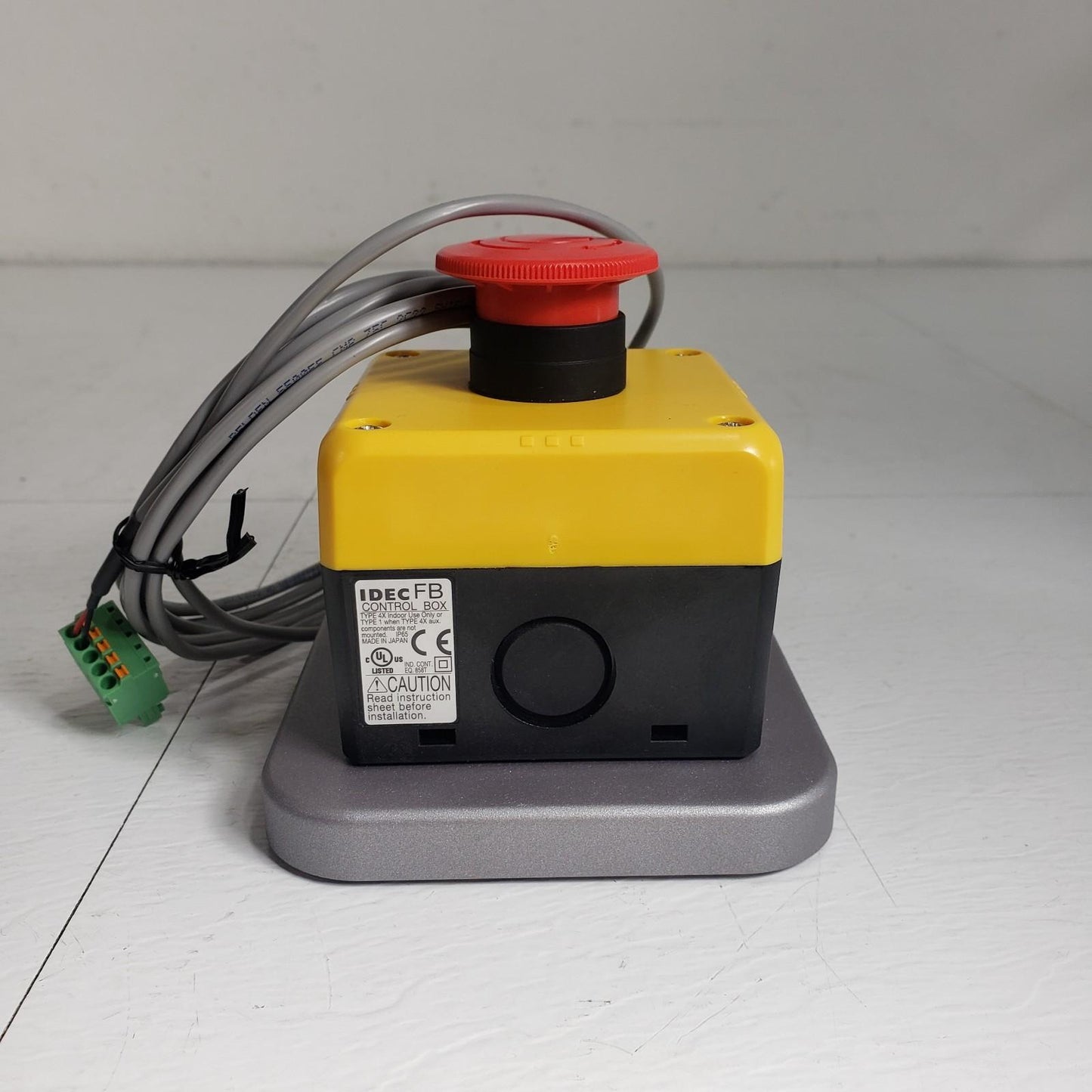 Agilent G5410-60037 Estop IDEC FB Control Box PLC Automation 5 Pin Connector