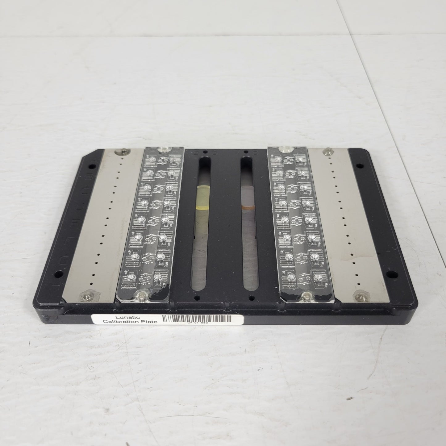 Unchained Labs CP-01-553 Lunatic Spectrophotometer Calibration Plate UV/Vis