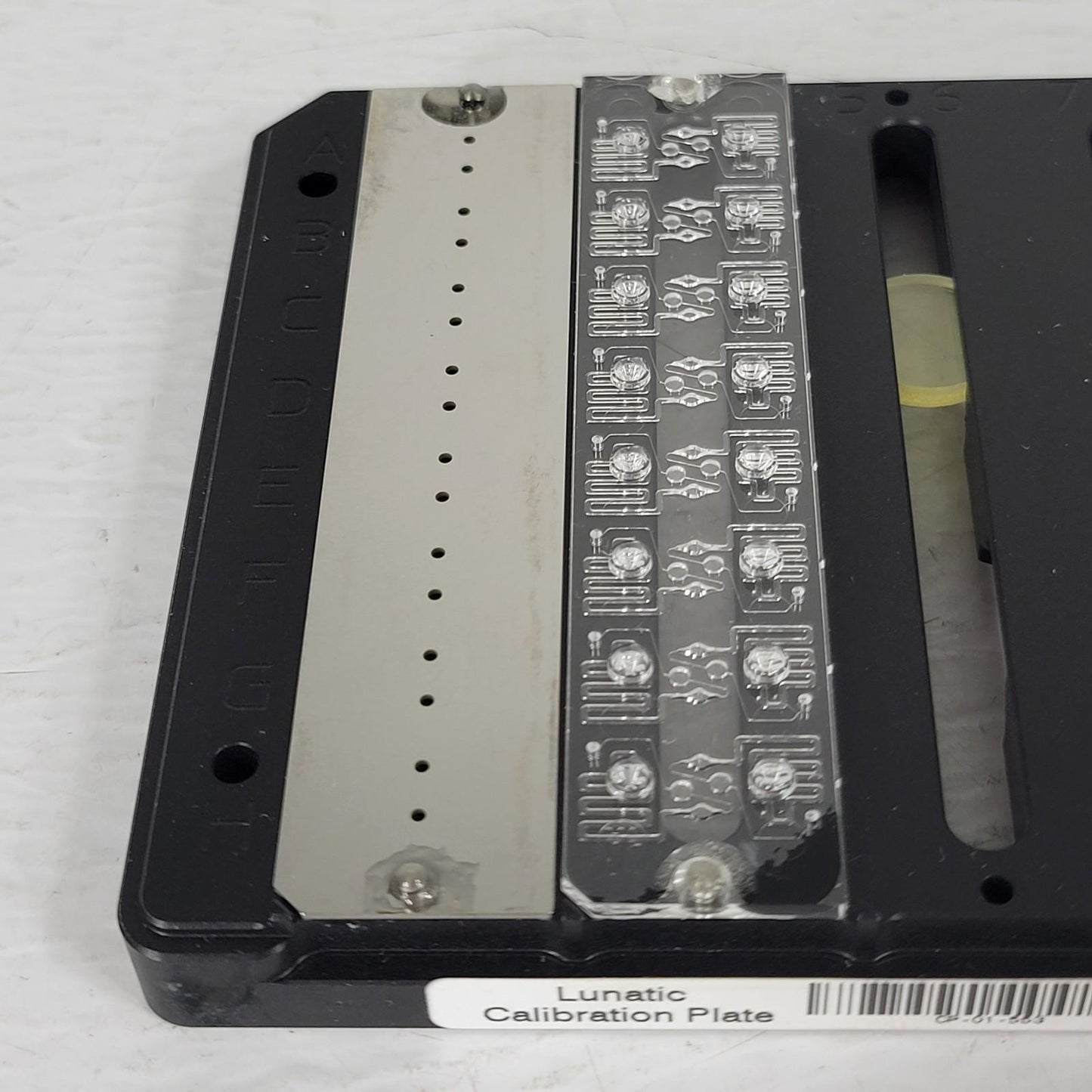 Unchained Labs CP-01-553 Lunatic Spectrophotometer Calibration Plate UV/Vis
