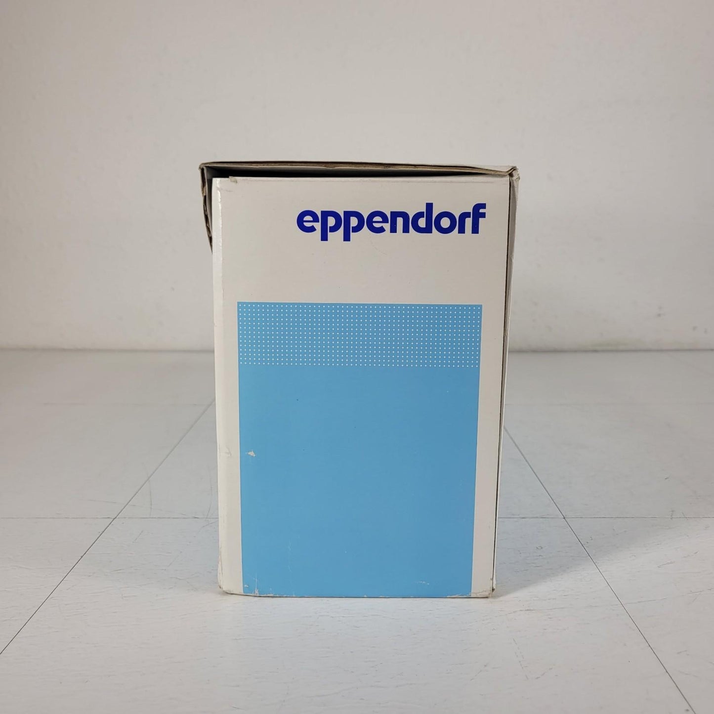 Eppendorf 0030603303 Microplate 96/V-PP White Border 45 Total Plates Partial Box