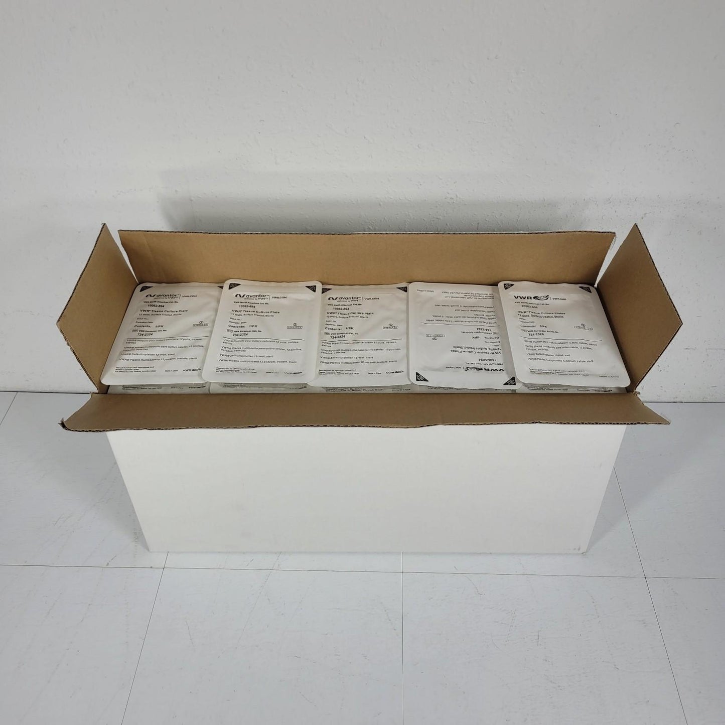Case of 50 - Avantor 10062-894 VWR Tissue Culture Plate 12 Wells Surface Treated