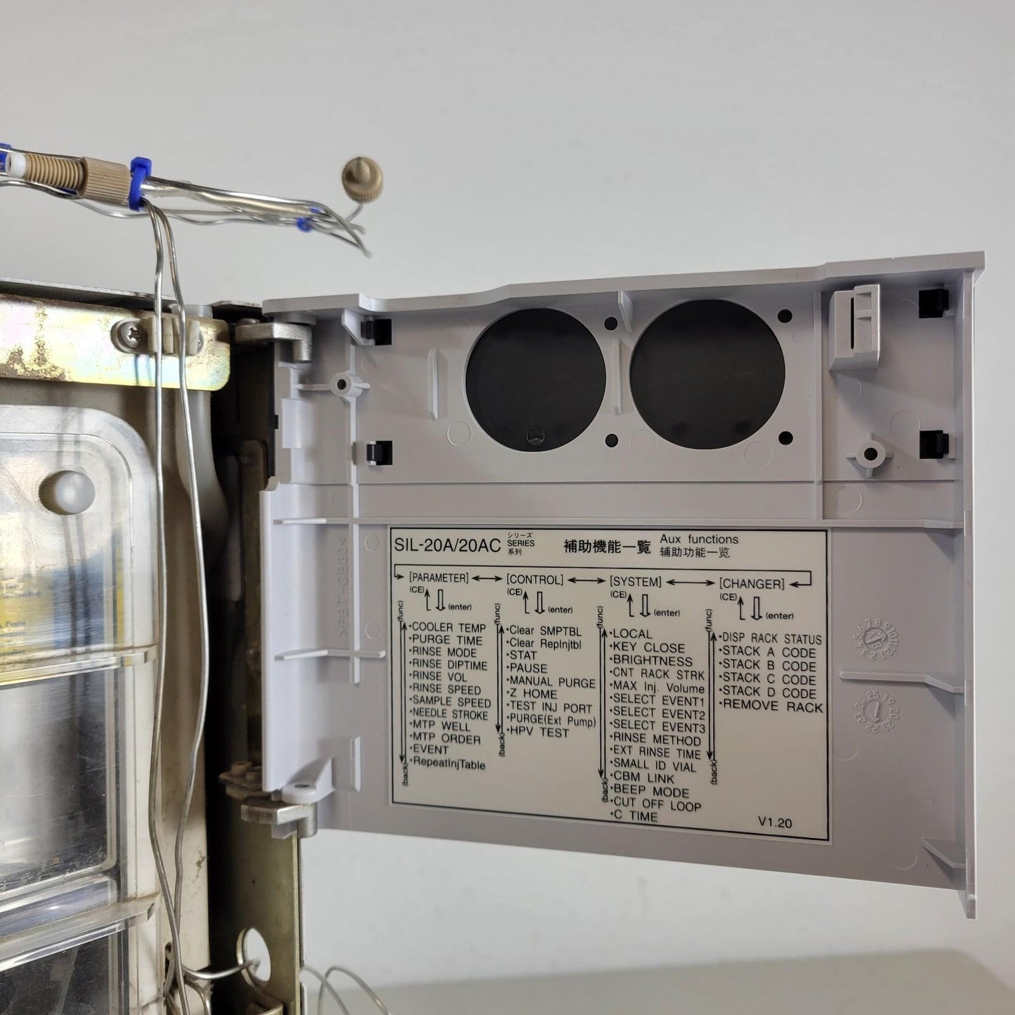 TESTED Shimadzu SIL-20AC HT 228-45133-32 Prominence Auto Sampler HPLC AS Chromat